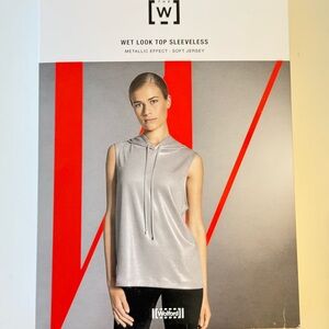 Wolford NWT Wet Look Shimmering Sleeveless Top - Silver size XS
